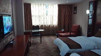 Tengyi Grand Hotel 昆明 外观 照片